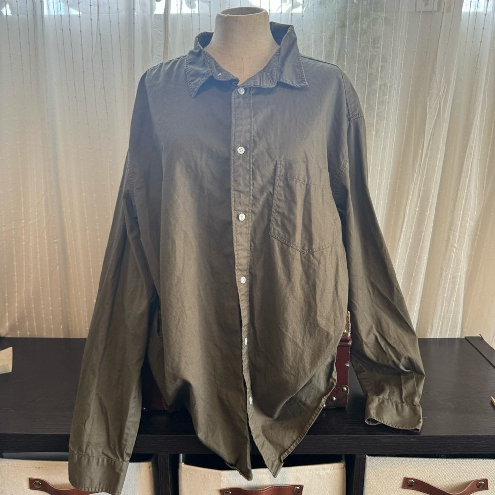 Men’s Button Up - Picture 3 of 7